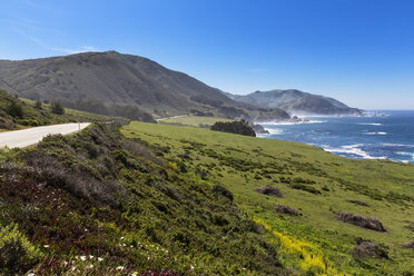 USA, California, Pacific Coast, National Scenic Byway, Big Sur, California State Route 1, Highway 1 - FOF007264