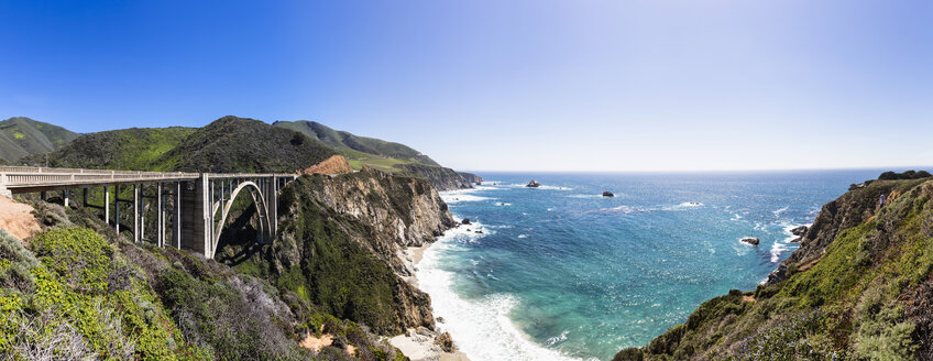 USA, California, Big Sur, Pacific Coast, National Scenic Byway, Bixby Creek Bridge, California State Route 1, Highway 1, Panorama - FOF007242