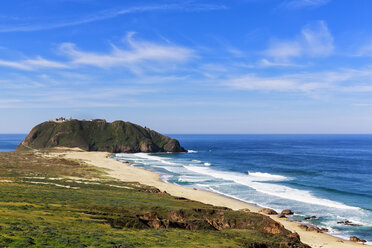 USA, Kalifornien, Big Sur, Pazifikküste, National Scenic Byway, Point Sur State Historic Park, Blick auf Point Sur Lighthouse - FO007243