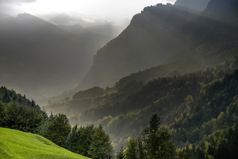 Schweiz, Kanton Glarus, Klöntal,, lizenzfreies Stockfoto