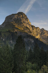 Schweiz, Kanton Glarus, Klöntal, Ochsenchopf, Sonnenaufgang - HLF000739