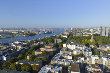 Deutschland, Hamburg, Blick von der St. Michaelis Kirche auf die Elbe - RJF000298