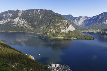 Österreich, Salzkammergut, Hallstatt, Hallstätter See - SIEF006041