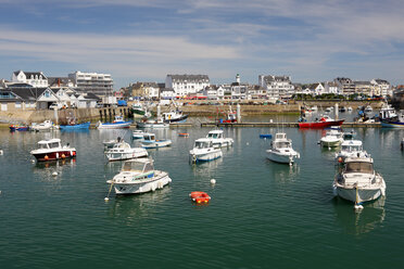 Frankreich, Bretagne, Port Maria, Fischereihafen - DSGF000273