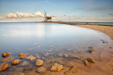 Netherlands, Waterland, Marken, Ijsselmeer, lighthouse Paard van Marken - DSGF000768