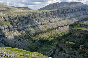 Spanien, Ordesa-Nationalpark, Felsformation - DSGF000398