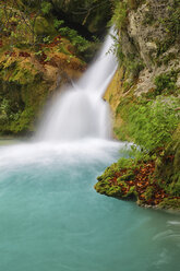 Spain, Navarra, Nature Park Urbasa-Andia, Urederra, waterfall - DSGF000829