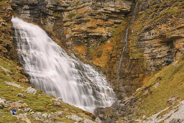 Spanien, Ordesa-Nationalpark, Wasserfall des Flusses Arazas - DSGF000467