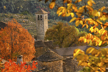 Spain, Province of Huesca, church in mountain village Fanlo - DSGF000479