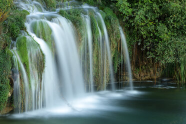 Spanien, Albacete, Lagunas de Ruidera, Wasserfälle des Flusses Guadiana - DSGF000632