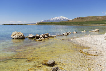 Turkey, Anatolia, Eastern Anatolia Region, Van Province, near Ercis, Northern bank of Lake Van, View to Volcano Suephan Dagi - SIEF006078