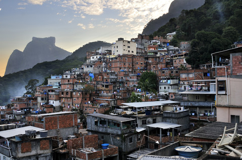 Brasilien, Rio de Janeiro, Ansicht der Favela Rocinha, lizenzfreies Stockfoto