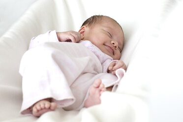 Sleeping baby girl - DRF001109