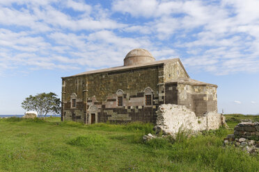 Türkei, Schwarzmeerregion, Provinz Ordu, Schwarzmeerküste, Yason Burnu, Griechisch-Orthodoxe Kirche Yason Kilisesi - SIE006079