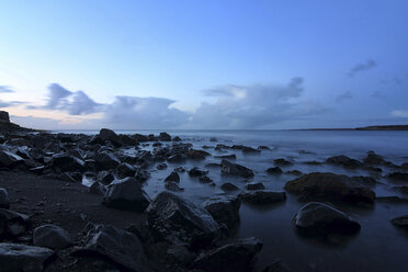 UK, Scotland, Isle of Skye, coast - DLF000008