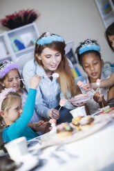 Girls and teenage girl on a birthday party - ZEF001355