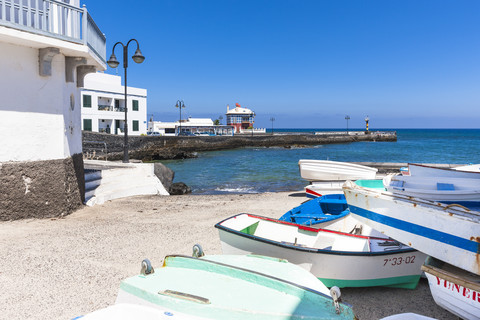 Spanien, Kanarische Inseln, Lanzarote, Punta de la Vela, Fischerdorf Arrieta, lizenzfreies Stockfoto