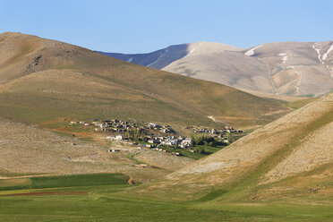 Türkei, Ostanatolien, Provinz Van, Dorf Boyunpinar - SIEF006148