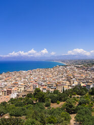 Italien, Sizilien, Stadtbild von Castellammare del Golfo - AMF002984