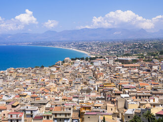 Italien, Sizilien, Stadtbild von Castellammare del Golfo - AMF002982
