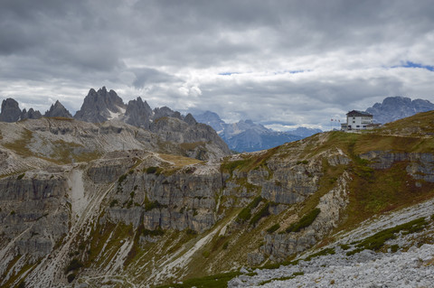 Italy, Veneto, Dolomites, Mountain scenery at the Tre Cime di Lavaredo area stock photo