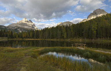 Italien, Venetien, Dolomiten, Gebirgslandschaft im Gebiet der Drei Zinnen von Lavaredo - RJF000311