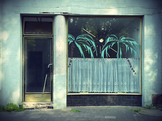 Abandoned shop - HOHF001071