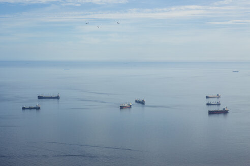 Gibraltar, Cargo ships, roadstead - KBF000204