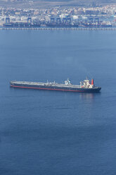 Gibraltar, Bucht von Gibraltar, Tankerschiff - KB000202