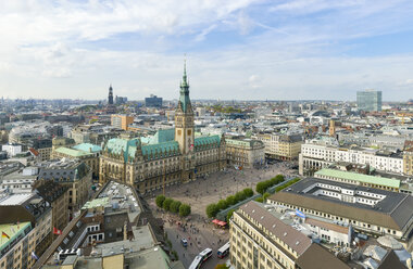 Germany, Hamburg, cityscape with city hall - RJF000337
