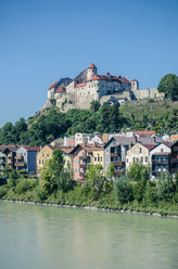 Germany, Bavaria, Burghausen, Old town, Castle complex, Salzach river - OPF000024