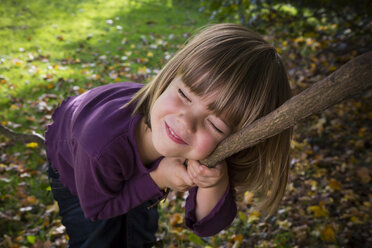 Portrait of girl in autumnal forest - LVF002080