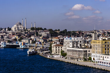 Türkei, Istanbul, Blick auf die Sultan-Ahmed-Moschee - THAF000815