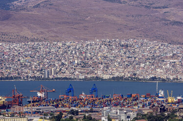 Türkei, Izmir, Region Ägäis, Containerhafen - THAF000829