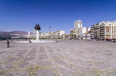 Turkey, Izmir, Aegean Region, Cumhuriyet Square, Atatuerk Memorial - THAF000838