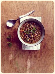Brown lentils with tomatoes, carrots and spinach - EVGF000961
