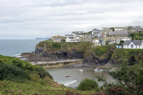 United Kingdom, England, Cornwall, Port Isaac, Fishing village and harbour - FRF000076