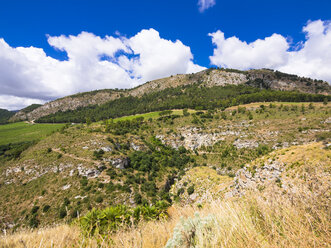 Italien, Sizilien, Calatafimi, Berge von Segesta - AMF003126