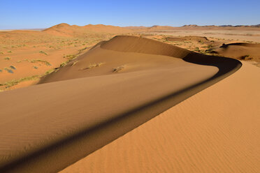 Namibia, Namib Naukluft National Park, Sanddünen der Namib Wüste entlang des Kuiseb Flusses - ES001453