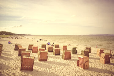 Germany, Mecklenburg-Vorpommern, Binz, beach with beach chairs - PUF000200