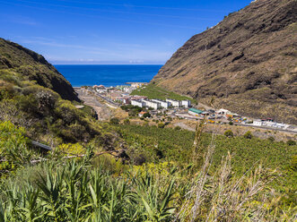 Spain, Canary Islands, La Palma, View of Tazacorte - AMF003181