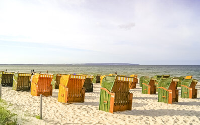 Germany, Mecklenburg-Vorpommern, Binz, beach with beach chairs - PUF000215