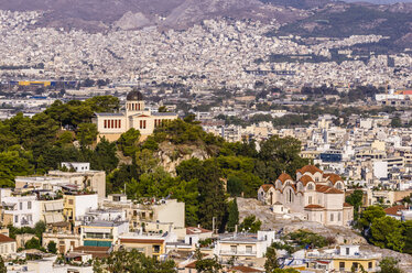 Griechenland, Athen, Stadtbild mit Kirche und Sternwarte - THAF000875