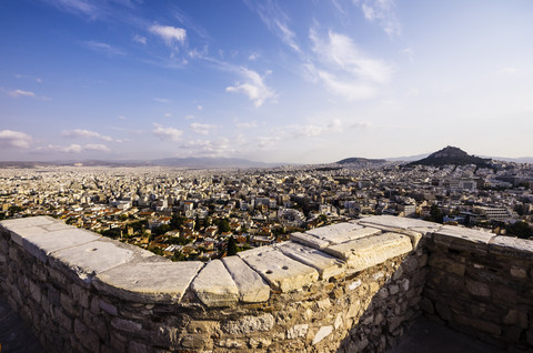 Griechenland, Athen, Stadtbild mit Berg Lycabettus, lizenzfreies Stockfoto