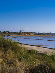 Italien, Sizilien, Provinz Trapani, San Vito lo Capo, Salina und Salzmuseum - AMF003222