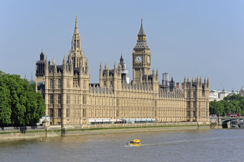 UK, London, Palast von Westminster an der Themse - MIZF000651