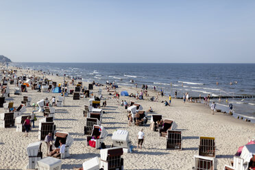 Germany, Mecklenburg-Western Pomerania, Ruegen, beach at Baltic seaside resort Binz - HCF000076