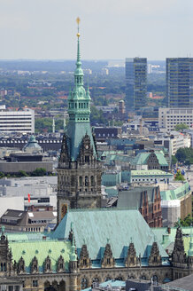 Deutschland, Hamburg, Stadtbild mit Rathaus - MIZF000736