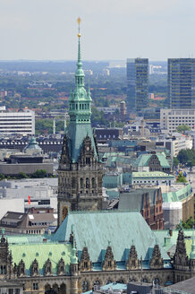 Germany, Hamburg, cityscape with town hall - MIZF000736