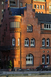 Deutschland, Hamburg, Speicherstadt, Backsteinbau - MIZF000740